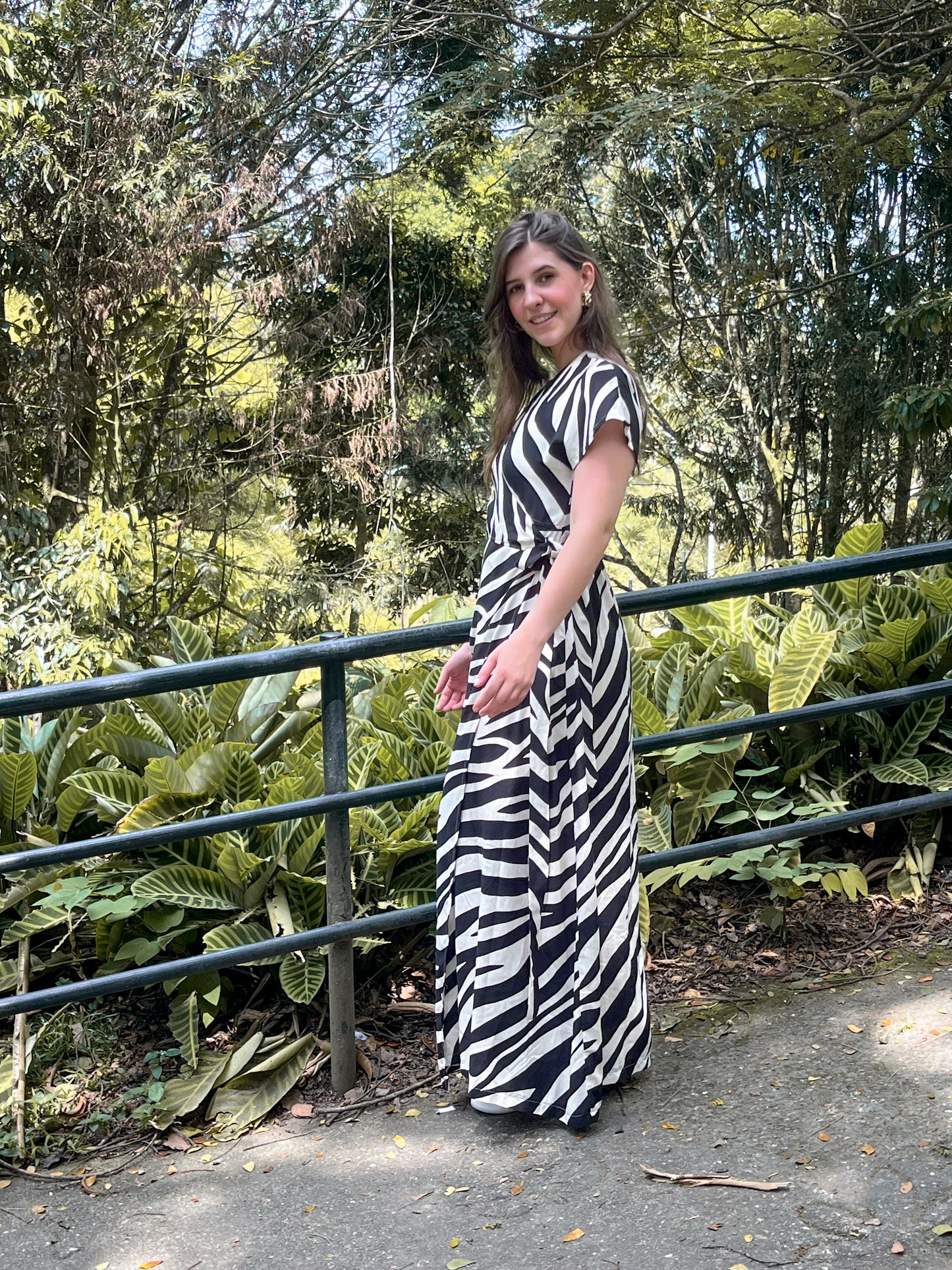 MAXI VESTIDO MULTIFUNCIONAL: LA PIEZA TRANSFORMADORA DE TU GUARDARROPA