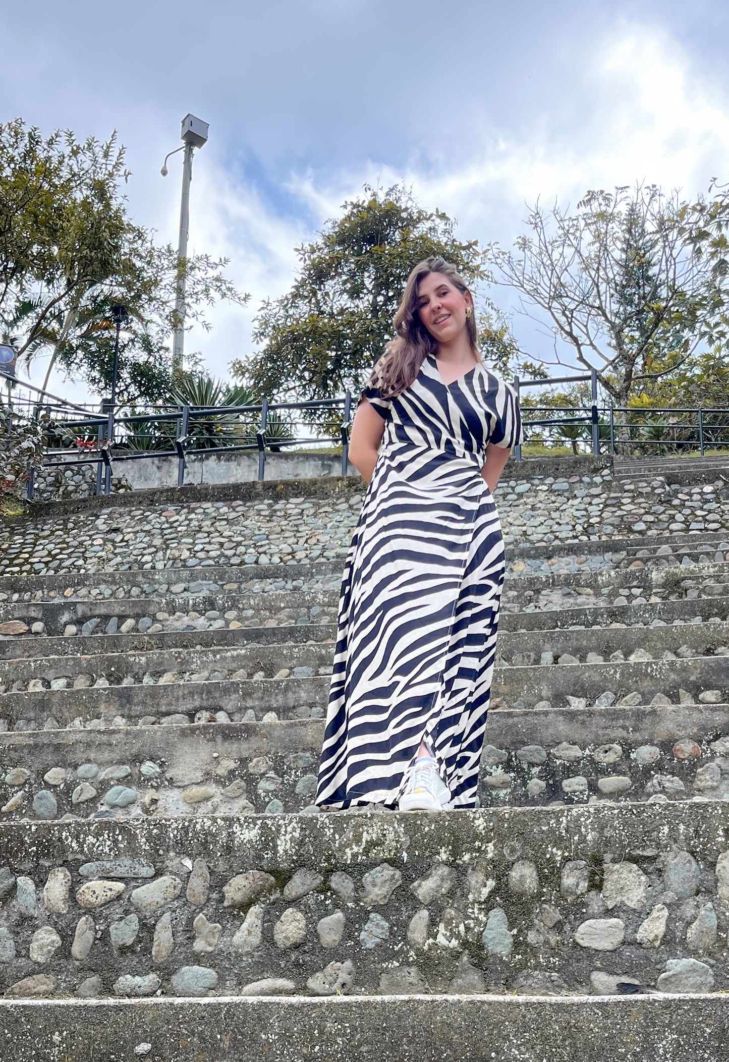 MAXI VESTIDO MULTIFUNCIONAL: LA PIEZA TRANSFORMADORA DE TU GUARDARROPA