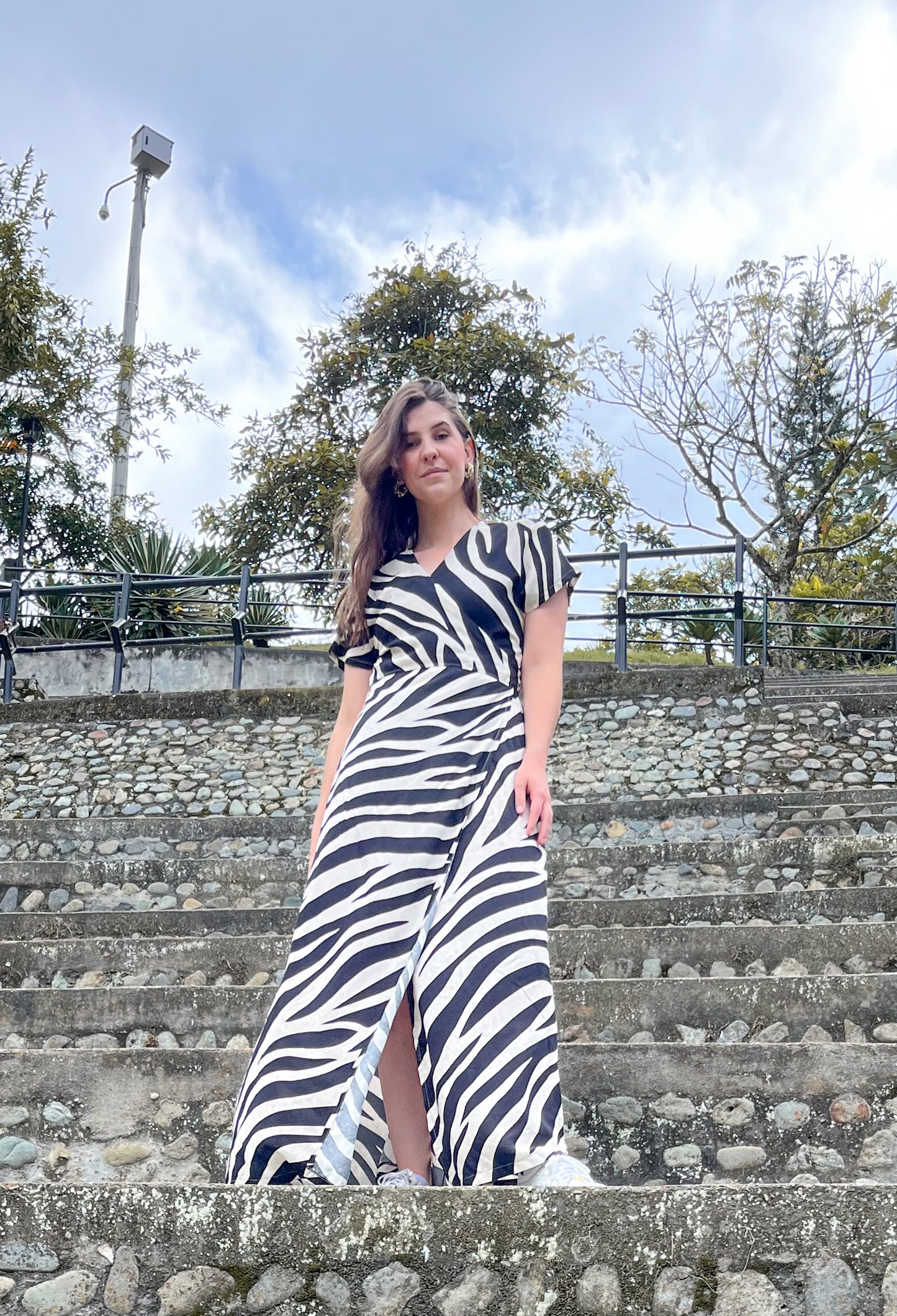 MAXI VESTIDO MULTIFUNCIONAL: LA PIEZA TRANSFORMADORA DE TU GUARDARROPA