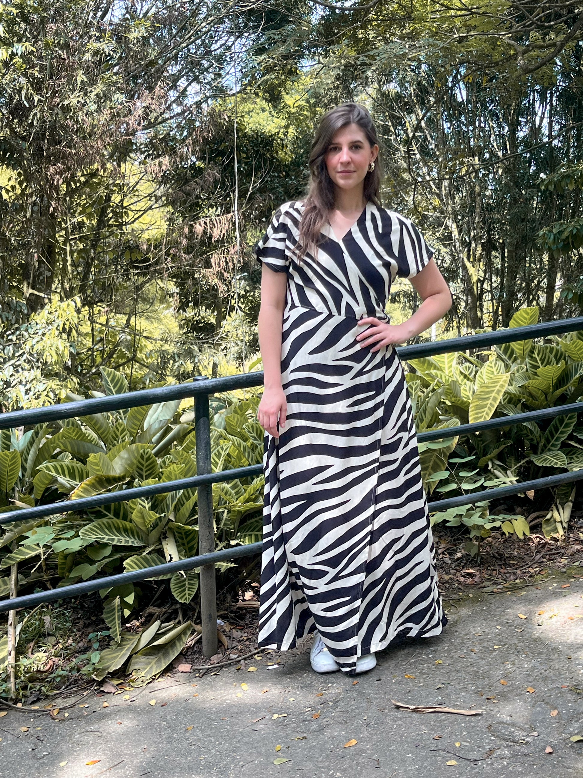 MAXI VESTIDO MULTIFUNCIONAL: LA PIEZA TRANSFORMADORA DE TU GUARDARROPA

