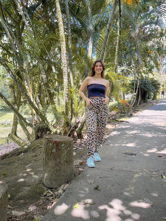 PANTALÓN ESTAMPADO: EL EQUILIBRIO PERFECTO ENTRE COMODIDAD Y ESTILO