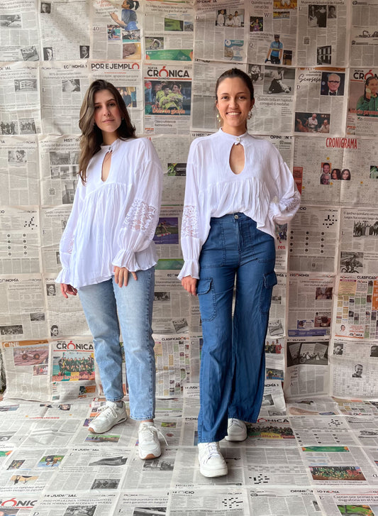 Camisa blanca para mujer elegante y versátil delicate | Moda ética y sostenible hecha en Colombia