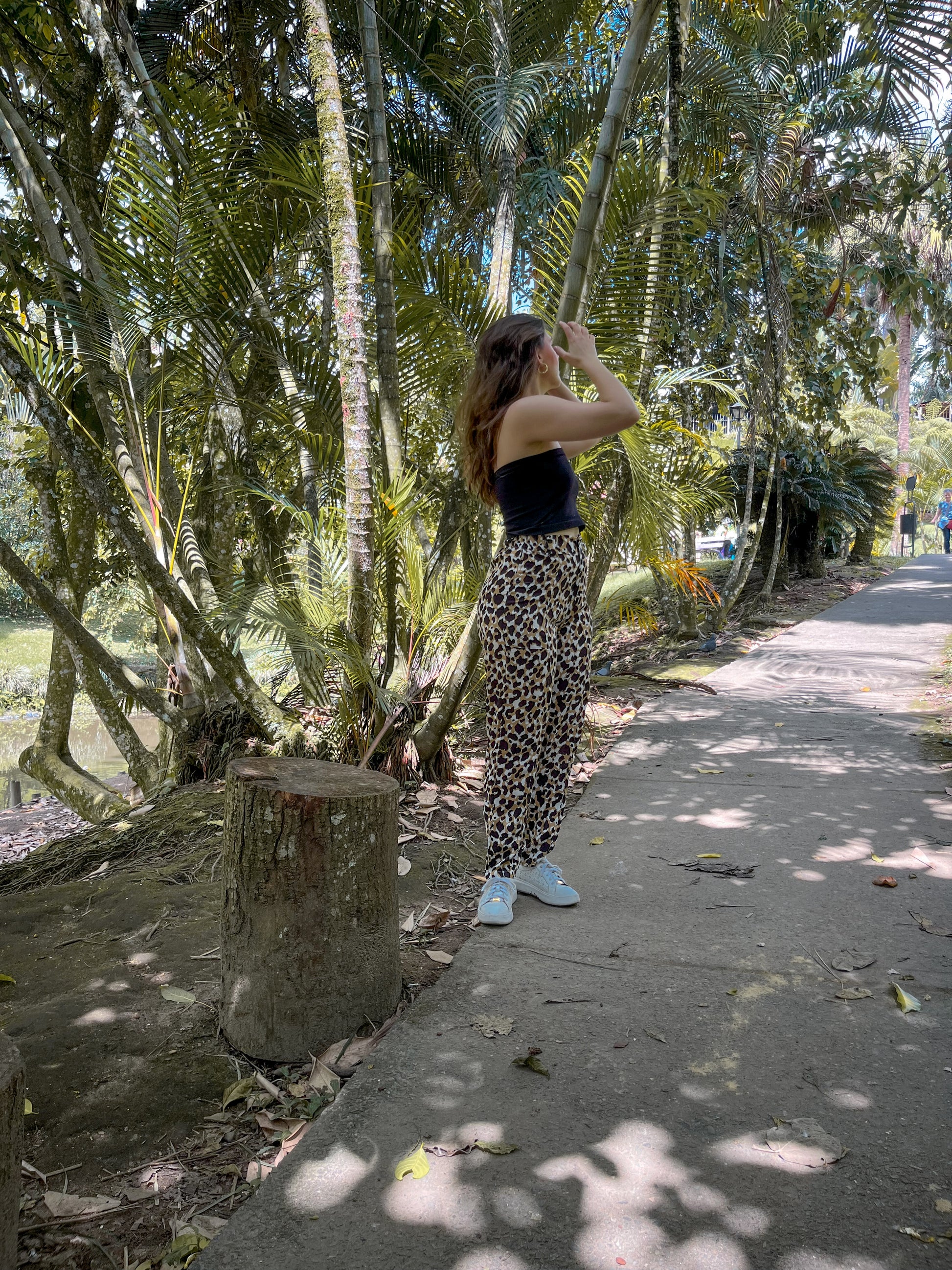 PANTALÓN ESTAMPADO: EL EQUILIBRIO PERFECTO ENTRE COMODIDAD Y ESTILO