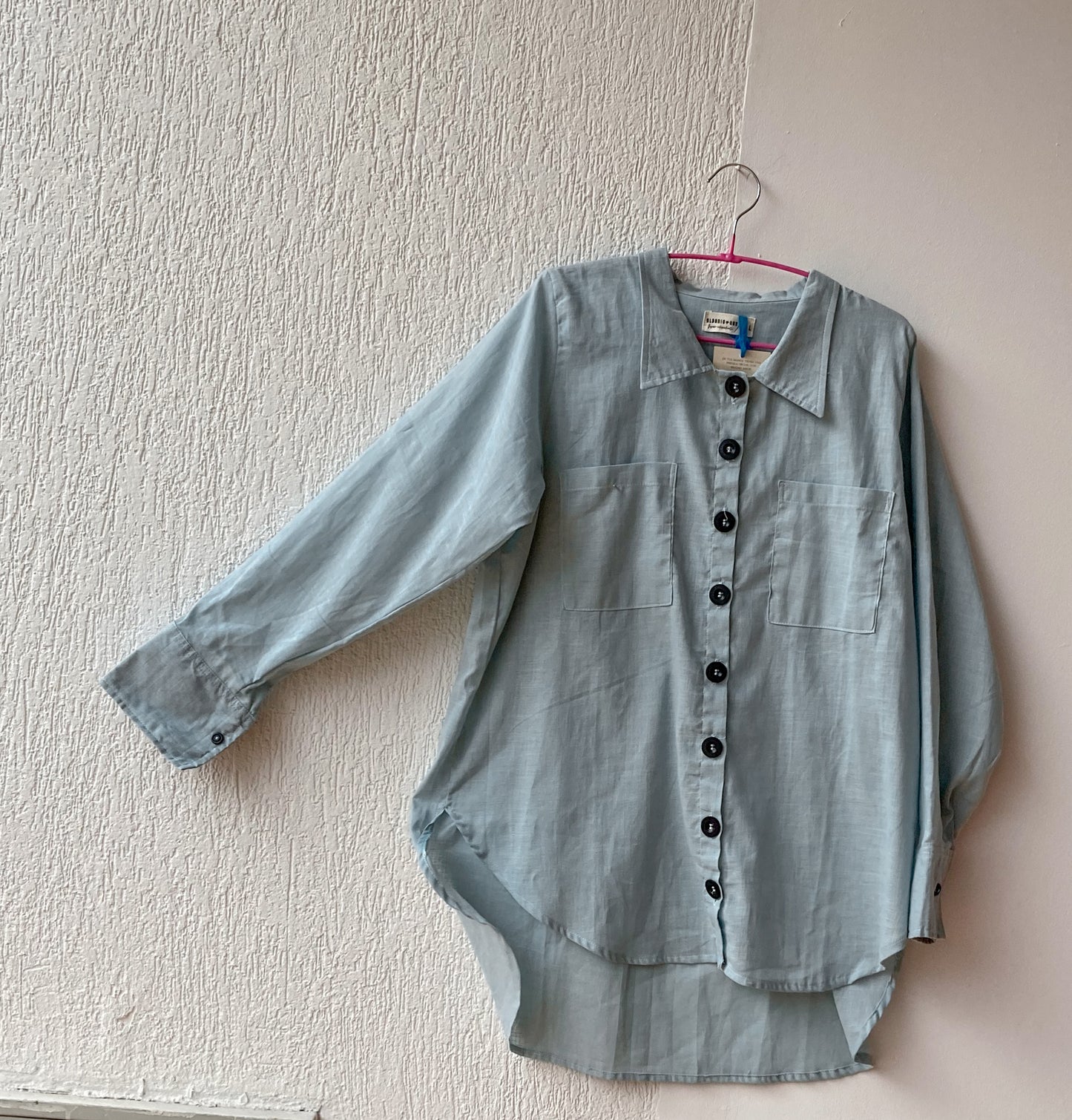 Camisa para mujer oversize en lino algodón; 100% Colombianos.